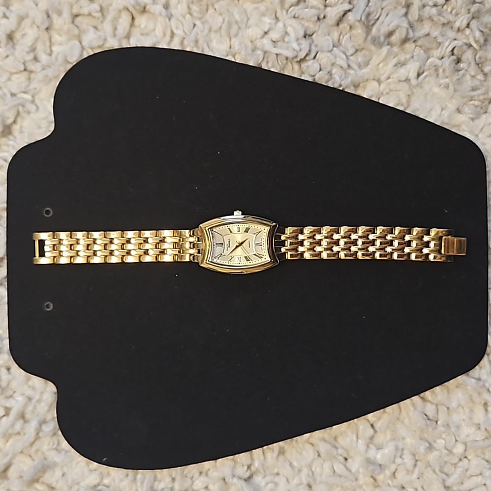 Womens stainless steel watch, gold color
